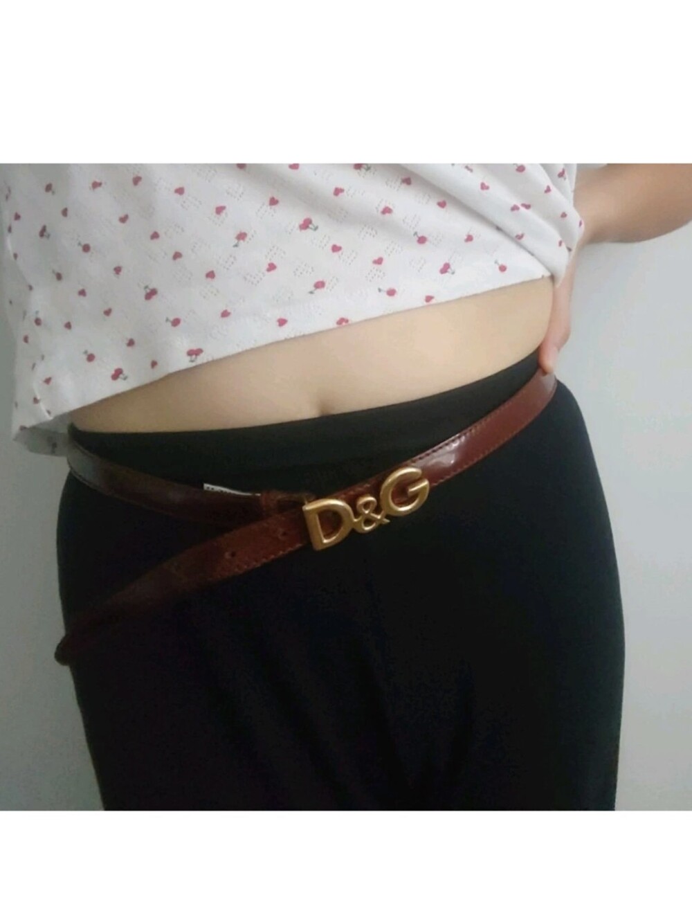 D&G Brown Leather Belt with Gold D&G Logo Buckle Vintage! Perfect Condition!
